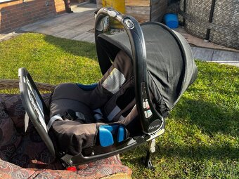 Autosedačka - vajičko - Britax Römer Baby Safe + základny - 2