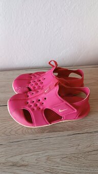 Dívčí sandále Nike Sunray Protect na vel. 28 - 2