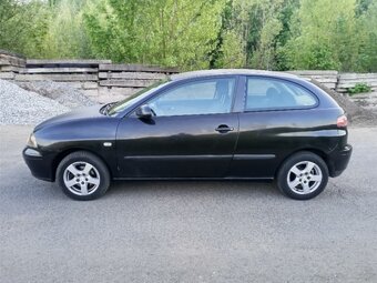 S Seat Ibiza dobrý stav malá spotřeba plně funkční - 2