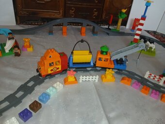 Lego DUPLO vláček na baterie Hřiště Depo zastávka - 2