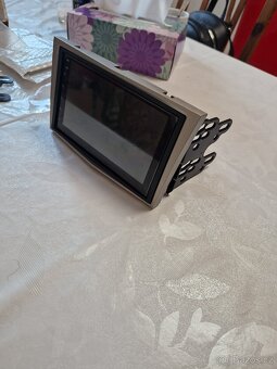 7" Android autorádio s GPS 2 a 32GB Opel Zafira - 2