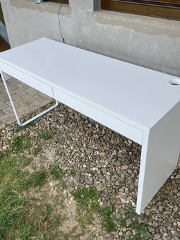 IKEA Micke stůl 142x50cm - 2