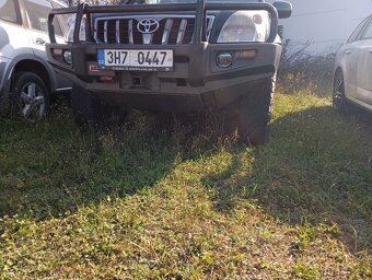 Toyota Land Cruiser 120 - 2