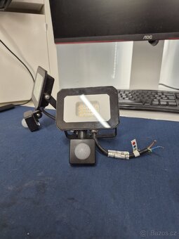 LED REFLEKTOR 2x - 2