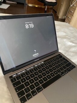 MacBook Pro 13" 2019, i5 2,4GHz, 512GB 16GB RAM - 2