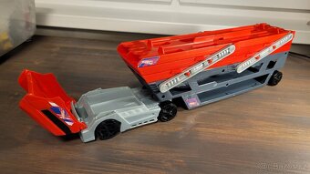 Hot Wheels - 2