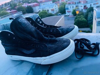 Vans - 2