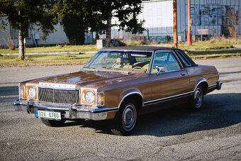 Mercury Monarch Ghia V8 1975 2-Door - 2