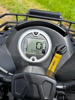 Can-am outlander 800r max 5145km nová tk - 2