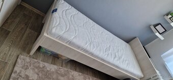 Prodám postel 90/200 materiál dvojte lamino + zdravotní - 2