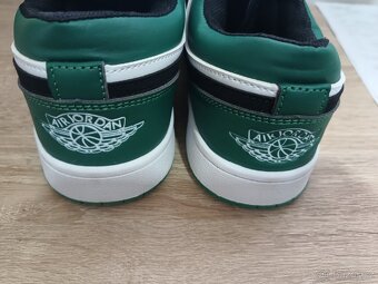 Nike Air Jordan green EUR 42 - 2