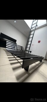 Futon, gauč, postel - 2