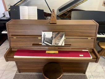 Japonské pianino Yamaha LC-201 se zárukou 5 let. REZERVACE - 2