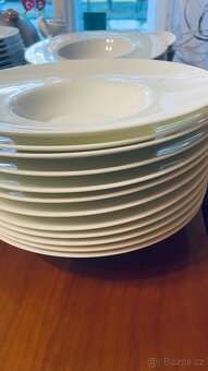 Talíře, gastro nádoby,použité - 2