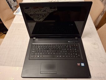 Lenovo Ideapad 300-17ISK - 2