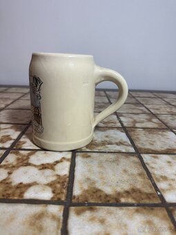 keramický pivní korbel - 2