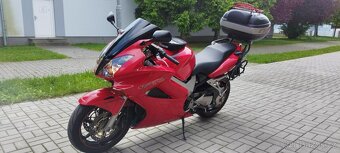 Honda VFR 800 VTEC 46c, 80kw, 40 tis nájezd, KRASAVICE - 2