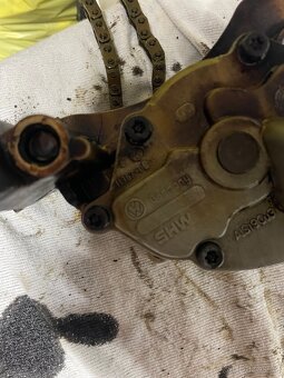 Olejové čerpadlo - 03C115105N originál - 2