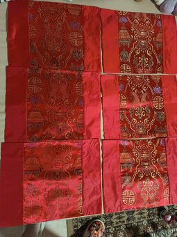 Saténové prostírání - 2