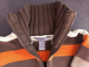 Svetr zn. H&M vel. 110/116 - 2