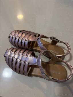 Sandálky vel. 35 zn. GEOX - 2