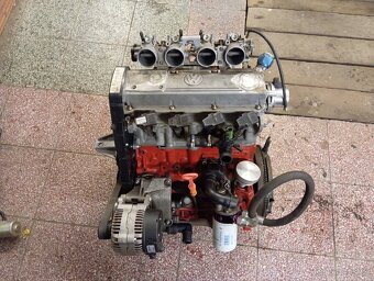Závodní motor VW 2.0 8V - 2