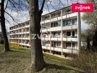 1+kk s balkónem, pěkné a klidné prostředí Zlína - 2