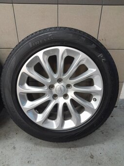 Kola R 20 Range Rover - 2