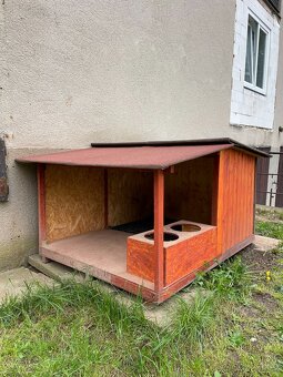 Dřevěná zateplená bouda pro velké plemeno - 2