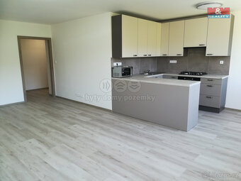 Pronájem bytu 3+1, 74 m², Neratovice, ul. Dr. E. Beneše - 2