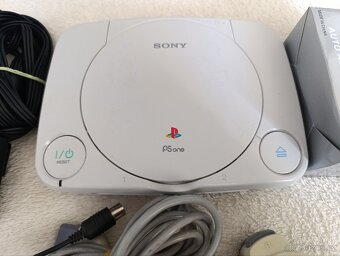 PS PlayStation One + Hry - 2