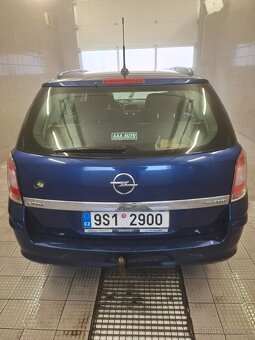 Opel astra combi 2007 - 2