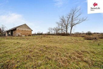 Prodej stavebního pozemku 906 m2 Holice - 2