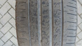 235 40 19 Pirelli cinturáto P kusovka - 2