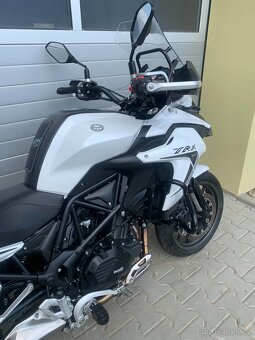 Benelli TRK 502 X - 2