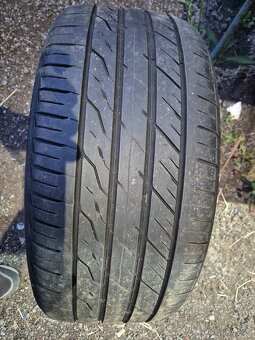 Pneu 235/45/17 2 kusy - 2