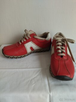 Polobotky botasky, červená kůže, vel. 37 - 2