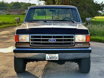 1989 Ford F-250 7.5 V8 XLT | 4x4 | MANUAL | HARDTOP - 2