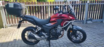 HONDA CB500X,první majitel,koupeno v ČR,najeto pouze 5480km - 2