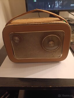 Staré rádio tesla - 2