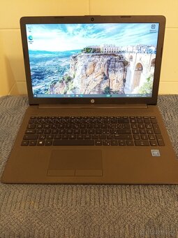Notebook HP 250 G7 - Hezký stav - 2