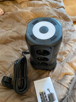 Multifunkăni zásuvka 12 x 220 V 5 x USB - 2