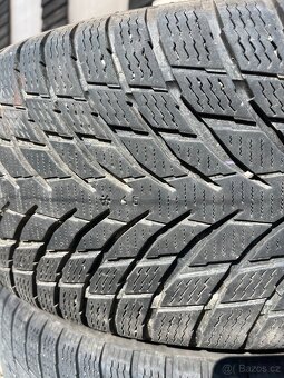 225/55R17 - 2
