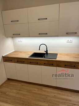 Pronájem luxusního bytu 3+1, s balkónem, 77m2, Opava, ul. Hr - 2