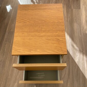 IKEA MALM noční stolek / komoda - 2