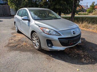 Mazda 3 na náhradní díly - 2