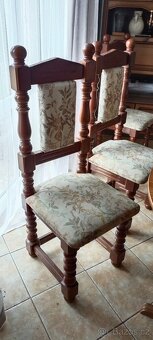 Rozkládací jidelní stůl a židle - 2