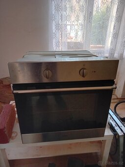 Vestavěná trouba mora - 2