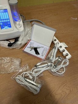 HydraFacial přístroj – 6 hlavic - 2