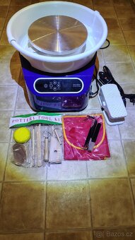 Hrnčířský kruh s pedálem, dotykové ovládání (350 W). Nový - 2